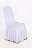 Housse de chaise juponnée